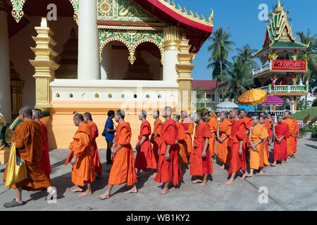 Asien, Südostasien, Laos, Vientiane, Wat Ong Teu, Tempel Zeremonie, 30078255 Stockfoto