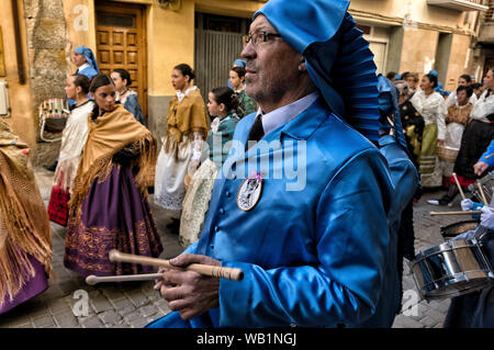 ALCANIZ, Teruel, Spanien - 30. März: Ostern feiern, der Klang der Trommeln in der Region Aragon am 30. März 2018 in Teruel, Spanien gehört werden kann. Stockfoto