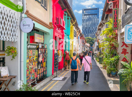 Geschäfte auf Haji Lane in der Kampong Glam Bezirk, Singapore City, Singapur Stockfoto