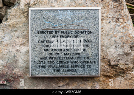 Denkmal für Air Ambulance Flugzeugabsturz 1996 bei tingwall Kirk, in der Nähe von Veensgarth auf Shetland Festland. Stockfoto