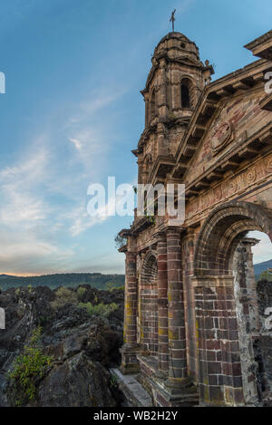 Stadt zerstört von Vulkan Paricutin Stockfoto