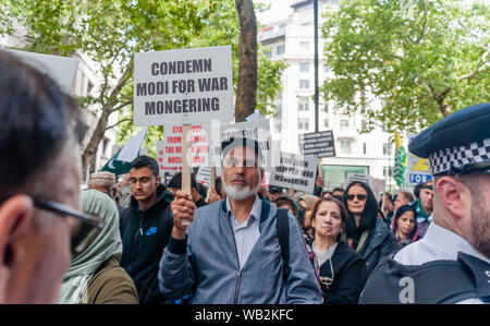 London, England, Großbritannien - 15 August, 2019: Artikel 370, die Entscheidung Indiens, besondere autonome Status für den Teil von Kaschmir zu widerrufen. Proteste Stockfoto