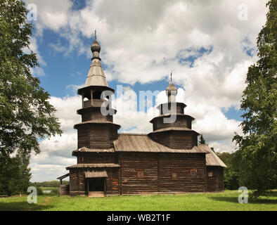 Kirche von St. Nikolaus in Vitoslavlitsy Dorf in der Nähe von Nowgorod. Russland Stockfoto