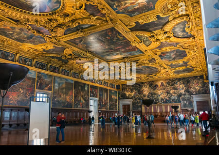 In der Sala del Maggiore Consiglio (Saal des Großen Rates) in der Dogenpalast (Palazzo Ducale), Venedig, Italien Stockfoto