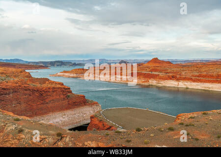 Blick auf den Lake Powell in der Nähe der Stadt. Arizona. USA Stockfoto