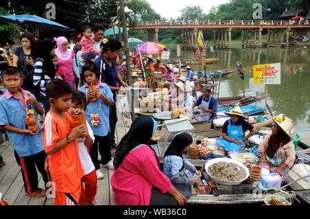 Allgemeine Ansicht der Khlong Hae schwimmenden Markt Stockfoto