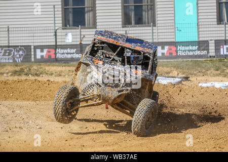 Monza Park, Ballarat, Victoria, Australien. 24. August 2019. Die dritte Runde der Dewalt SXS australische Meisterschaften #87 Toby Preis fahren seines SXS-Turbo. Credit: Brett Keating/Alamy leben Nachrichten Stockfoto