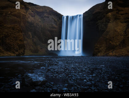 Skogafoss Wasserfall im Süden Islands Stockfoto