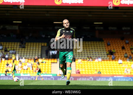 Norwich, Norfolk, Großbritannien. Norwich, Norfolk, Großbritannien. 24. August 2019; Fußball der englischen Premier League, Norwich gegen Chelsea Football Club; Teemu Pukki von Norwich City während des Warm-up, Streng redaktionelle Verwendung. Keine Verwendung mit nicht autorisierten Audio-, Video-, Daten-, Spielpläne, Verein/liga Logos oder "live" Dienstleistungen. On-line-in-Match mit 120 Bildern beschränkt, kein Video-Emulation. Keine Verwendung in Wetten, Spiele oder einzelne Verein/Liga/player Publikationen Quelle: Aktion Plus Sport Bilder/Alamy leben Nachrichten Stockfoto