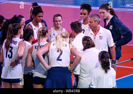 Die ZEIT FÜR Gli STATI UNITI während Nationen Liga Frauen - United States vs Italien, Conegliano, Italien, 29. Mai 2019, Volleyball italienische Volleyball Natio Stockfoto