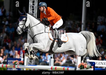 Doron Kuipers NED mit Charley während Longines FEI Jumping Europameisterschaft 2019 am 23. August 2019 in Rotterdam, Niederlande. Credit: Sander Chamid/SCS/LBA/Alamy leben Nachrichten Stockfoto