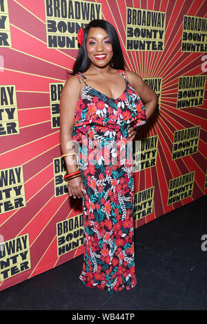 Opening Night Party für Broadway Bounty Hunter gehalten an (Le) Poisson Rouge Nightclub. Mit: Badia Farha Wo: New York, New York, United States Wann: 24 Aug 2019 Quelle: Joseph Marzullo/WENN.com Stockfoto