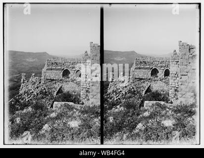 Östlich des Jordan und das Tote Meer. Obere Geschichte von Schloss von Ajlun Abstract / Medium: G. Eric und Edith Matson Fotosammlung Stockfoto