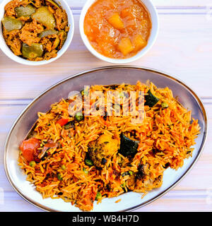 Im indischen Stil Vegetable Biryani Mahlzeit mit Reis und Gemüse Stockfoto
