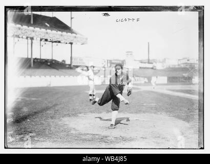 Eddie Cicotte, Chicago AL, bei Polo Grounds, NY (Baseball) Abstract / Medium: 1 Negativ: Glas; 5 x 7 in. oder kleiner. Stockfoto
