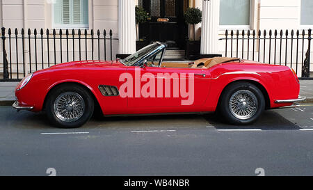 1961 Ferrari 250 GT California, London, Vereinigtes Königreich, 23. August 2019 Kredit: Alamy Stockfoto