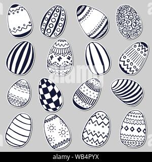 Set von dekorativen schwarzen und weißen ostereiern. Set von Ostereiern. Handgezeichnete dekorative Elemente im Vektor. Muster für das ausmalen Buch. Zentangle Stock Vektor