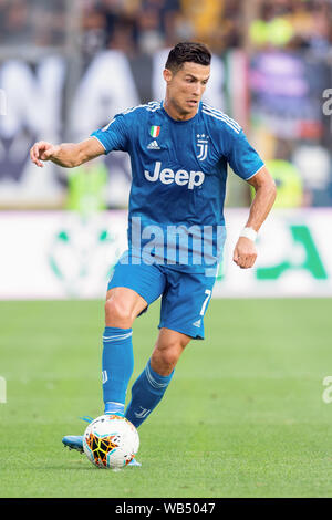 Parma, Italien. 24 Aug, 2019. Cristiano Ronaldo von Juventus Turin in der Serie A Match zwischen Parma Calcio 1913 und Juventus Turin, Stadio Ennio Tardini, Parma, Italien am 24. August 2019. Foto von Giuseppe Maffia. Nur die redaktionelle Nutzung, eine Lizenz für die gewerbliche Nutzung erforderlich. Keine Verwendung in Wetten, Spiele oder einer einzelnen Verein/Liga/player Publikationen. Credit: UK Sport Pics Ltd/Alamy leben Nachrichten Stockfoto