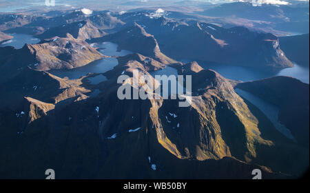 Blick auf den Lofoten aus der Ebene, in Norwegen Stockfoto