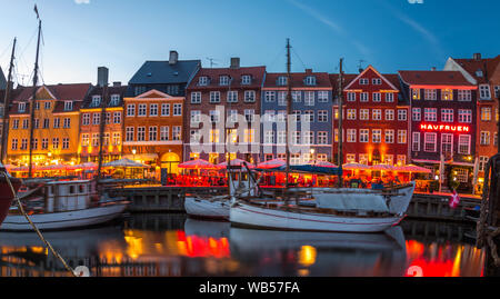 Stadt und den Kanal Nyhavn Kopenhagen in Dänemark Stockfoto