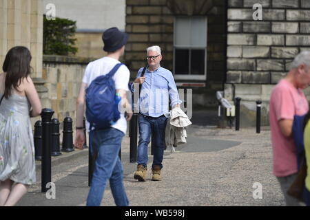 Von Edinburgh Schottland Hauptstadt eine beliebte Stadt im Sommer zu besuchen Stockfoto