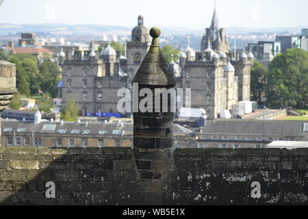 Von Edinburgh Schottland Hauptstadt eine beliebte Stadt im Sommer zu besuchen Stockfoto