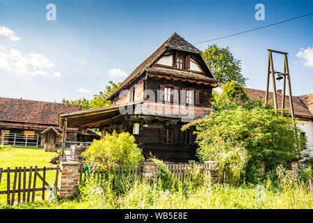 Stara Subocka, Kroatien - 14. Juli 2019. Alte Architektur Haus in Lonjsko Polje Bereich Stockfoto