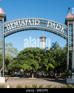 Eingangsschild zu HemisFair Park in der Innenstadt von San Antonio, Texas Stockfoto