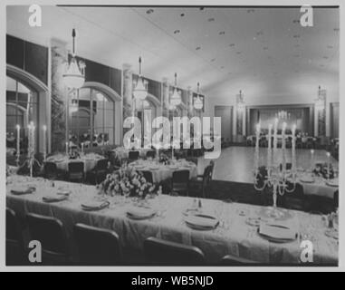 Essex House, Kolonnaden. Abstract / Medium: Gottscho-Schleisner Sammlung Stockfoto