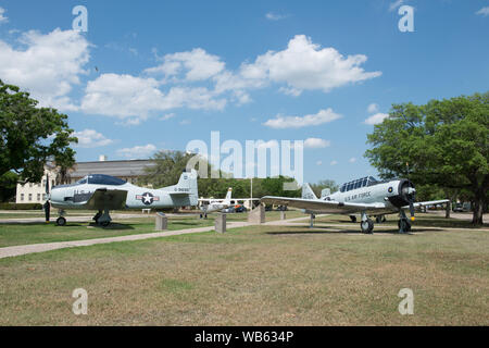 Ausstellung in der Luft Heritage Park, 1985 Randolph am Feld, jetzt Randolph Air Force Base, Teil des US-Militärs Joint Base San Antonio, Texas gewidmet Stockfoto