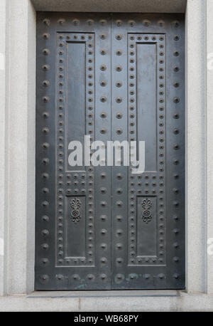 Außengriff der Seitentür. Us Custom House, East Bay und Stier Straßen, Savannah, Georgia Stockfoto