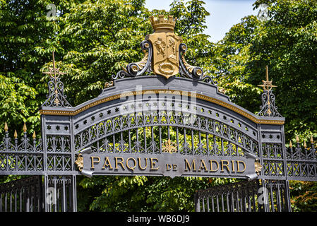 Madrid, Spanien - 22. Juli 2019: Puerta de Espana, Madrid Park Gate Stockfoto