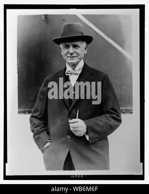 Fairfax Harrison, Präsident der Southern Railway, Brustbild, stehend, nach vorne, an Bord von Schiffen] / Foto von Bain Aktuelles Service Abstract / Medium: 1 Fotoabzug. Stockfoto