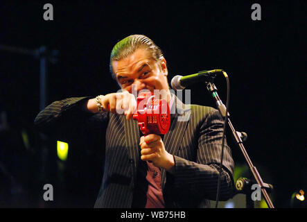 Rio de Janeiro, Brasilien, 24. September 2011. Sänger Mike Patton des Glaubens nicht mehr während der Show bei Rock in Rio in der Stadt Rio de Janeiro. Stockfoto