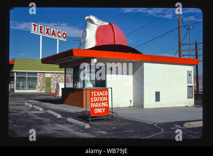 Fire Chief hat Hund, Barstow, Kalifornien Stockfoto
