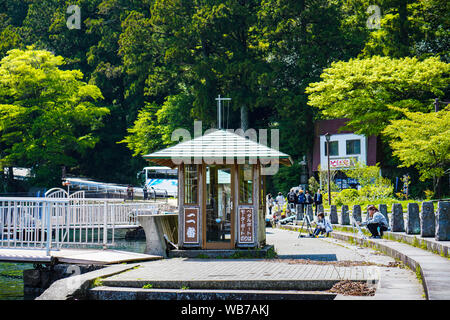 Yokosuka, Japan, 10., Mai, 2018. Blick auf die Landschaft rund um den Lake Kawaguchi. Es ist die zweitgrößte der Fuji fünf Seen in Bezug auf Fläche Stockfoto