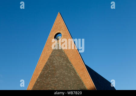 First Baptist Church, entworfen von Harry Weese und 1965 in Columbus, Indiana abgeschlossen Stockfoto