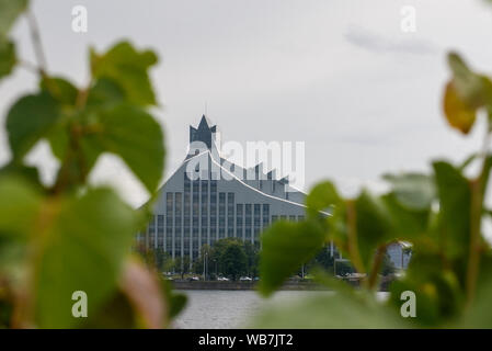 RIGA, Lettland. 8. Juli 2019. Selektiver Fokus Foto. Nationalbibliothek Lettlands. Stockfoto