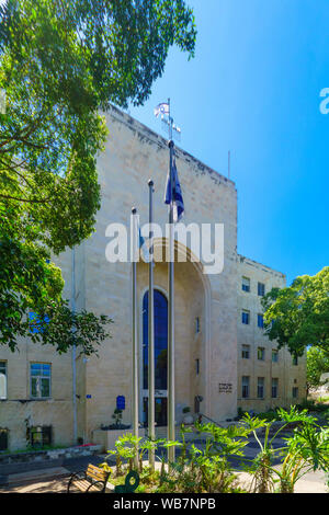 Haifa, Israel - 22. August 2019: Blick auf das Rathaus Gebäude in Haifa, Israel Stockfoto