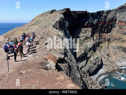 Wandern entlang der Küstenpfade in Ponta de Sao Lourenco Stockfoto