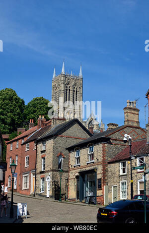 Steilen Hügel in Lincoln City Centre, Lincolnshire, Großbritannien Stockfoto