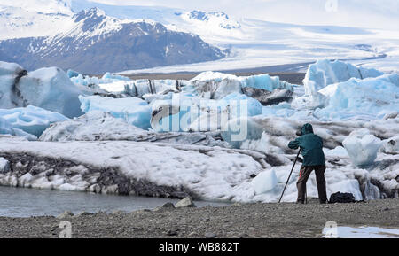 Fotograf die Gletscherlagune Jokulsarlon schießen in Island. Stockfoto