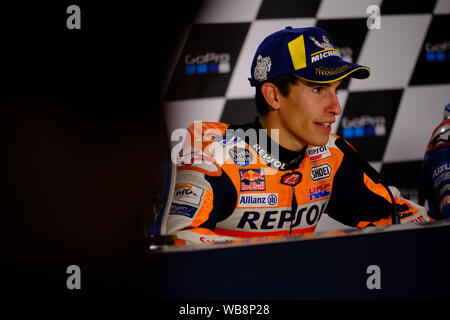 Towcester, Northamptonshire, Großbritannien. 25. August 2019. Marc Marquez (SPA) und Repsol Honda Team während der 2019 GoPro Britischen Grand Prix Moto GP in Silverstone Circuit. Foto: Gergo Toth/Alamy Live News Credit: Gergo Toth/Alamy leben Nachrichten Stockfoto