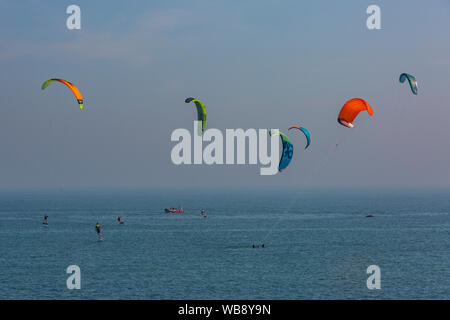 2019 Nationale Freestyle Kitesurf Meisterschaften in Ramsgate Stockfoto