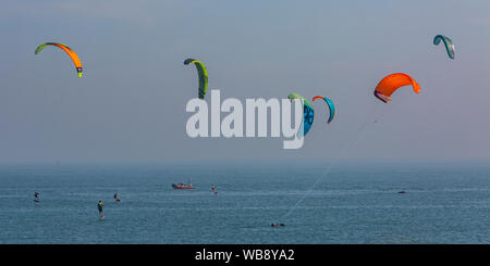 2019 Nationale Freestyle Kitesurf Meisterschaften in Ramsgate Stockfoto