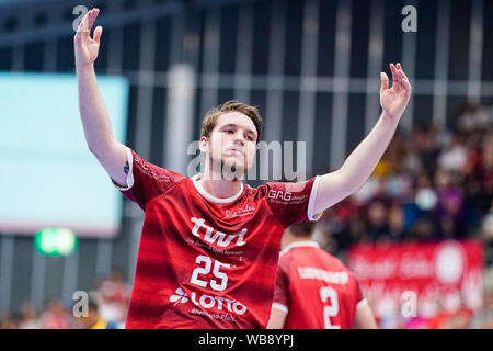 Ludwigshafen, Deutschland. 25 Aug, 2019. Handball: Bundesliga, Sterben Eulen Ludwigshafen - Rhein-Neckar-Löwen, 1.Spieltag, in der Friedrich-Ebert-Halle. Die Ludwigshafener Dominik Mappes gestikulierte. Foto: Uwe Anspach/dpa/Alamy leben Nachrichten Stockfoto