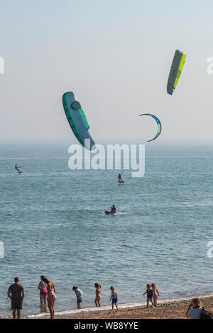 2019 Nationale Freestyle Kitesurf Meisterschaften in Ramsgate Stockfoto