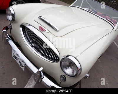 1962 Austin Healey AH3000 Mk II BT7 Roadster an die 6. Ausstellung von British Classic Cars in Lima, organisiert von der Antique Automobile Club von Peru - CAAP Stockfoto