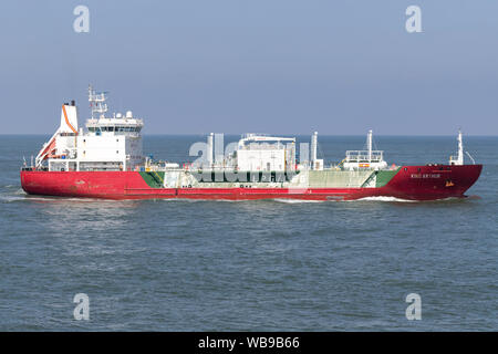 Bein-/LPG-Carrier KING ARTHUR inbound Rotterdam Stockfoto