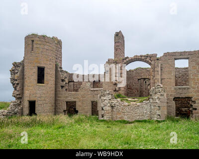 Neue Slains Castle am 25. Juli 2017 in Aberdeenshire, Schottland. Neue Slains Castle ist sagte Bram Stoker Dracula inspiriert zu haben zu schreiben. Stockfoto